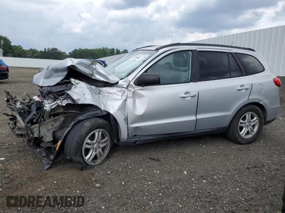 ✅ 2010 Hyundai Santa Fe GLS • VIN: 5NMSG3AB9AH393553 • Лот: 67219345. Опубликован ранее на Copart с пробегом 55 545 миль. Бесплатный доступ к архиву аукционных продаж из США и подробный отчёт об истории автомобиля на DreamBid. Изображение 1.