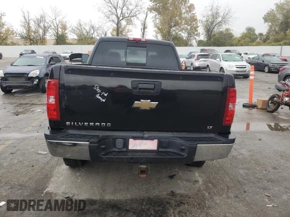 ✅ 2007 Chevrolet Silverado 2500HD 2LT • VIN: 1GCHK23647F512389 • Lot: 86171205. Wystawiony na Copart z przebiegiem 139 557 mil. Bezpłatny archiwum sprzedaży aukcyjnych z USA i szczegółowy raport historii pojazdu na DreamBid. Zdjęcie 6.