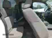 2015 Nissan Frontier S z VIN 1N6BD0CT5FN731034, wystawiony jako Copart lot #65045915 z przebiegiem 142 816 mil mil oraz Czysty tytuł • Clean title. Historia ofert i sprzedaży dostępna na DreamBid. Obrazek 10.