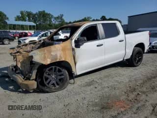 2023 Chevrolet Silverado 1500 Custom z VIN 3GCPDBEK9PG149098, wystawiony jako Copart lot #60416605 z przebiegiem Nie podano mil oraz Szkoda całkowita • Salvage title. Historia ofert i sprzedaży dostępna na DreamBid. Obrazek 1.