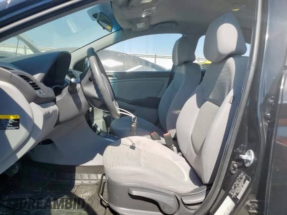 2017 Hyundai Accent SE with VIN KMHCT4AE6HU353879, listed as a Copart auction lot 86433135 with 122,307 mi miles and Non repairable. Bid and sale history available at DreamBid. Image 7.