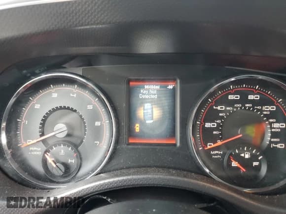 ✅ 2011 Dodge Charger Rallye • VIN: 2B3CL3CGXBH553995 • Лот: 81855915. Опубликован ранее на Copart с пробегом 96 494 миль. Бесплатный доступ к архиву аукционных продаж из США и подробный отчёт об истории автомобиля на DreamBid. Изображение 9.