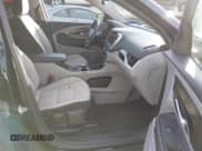 ✅ 2024 GMC Terrain SLE • VIN: 3GKALTEGXRL360707 • Lot: 42990459. Wystawiony na IAAI z przebiegiem 31 186 mil. Bezpłatny archiwum sprzedaży aukcyjnych z USA i szczegółowy raport historii pojazdu na DreamBid. Zdjęcie 5.