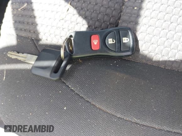 ✅ 2014 Nissan Titan Pro-4X • VIN: 1N6BA0EC0EN511398 • Lot: 42675320. Wystawiony na IAAI z przebiegiem 108 483 mil. Bezpłatny archiwum sprzedaży aukcyjnych z USA i szczegółowy raport historii pojazdu na DreamBid. Zdjęcie 11.