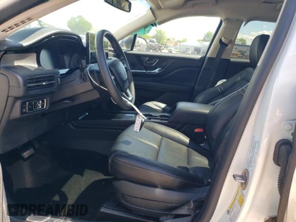 ✅ 2024 Lincoln Corsair Grand Touring • VIN: 5LMTJ5DZ9RUL06144 • Lot: 55814985. Wystawiony na Copart z przebiegiem 6 770 mil. Bezpłatny archiwum sprzedaży aukcyjnych z USA i szczegółowy raport historii pojazdu na DreamBid. Zdjęcie 7.