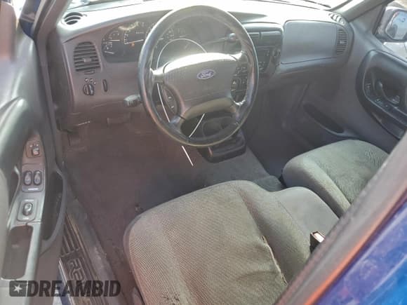 ✅ 2002 Ford Ranger XL Fleet • VIN: 1FTYR44U22PA39731 • Лот: 94919285. Опубликован ранее на Copart с пробегом 126 050 миль. Бесплатный доступ к архиву аукционных продаж из США и подробный отчёт об истории автомобиля на DreamBid. Изображение 8.