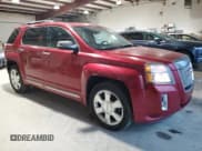 ✅ 2013 GMC Terrain Denali • VIN: 2GKFLYE38D6171163 • Lot: 64832945. Wystawiony na Copart z przebiegiem 147 014 mil. Bezpłatny archiwum sprzedaży aukcyjnych z USA i szczegółowy raport historii pojazdu na DreamBid. Zdjęcie 4.