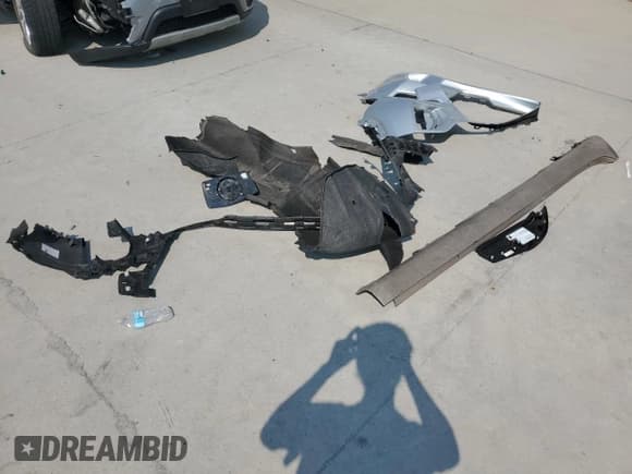 ✅ 2020 GMC Sierra 1500 • VIN: 3GTP8AEF4LG414991 • Лот: 64248105. Опубликован ранее на Copart с пробегом 119 693 миль. Бесплатный доступ к архиву аукционных продаж из США и подробный отчёт об истории автомобиля на DreamBid. Изображение 12.