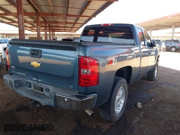 ✅ 2012 Chevrolet Silverado 1500 LT • VIN: 1GCRKSE70CZ276343 • Lot: 43156286. Listed on IAAI with 181,108 mi. Free auction sales archive from the USA and detailed vehicle history report at DreamBid. Image 4.
