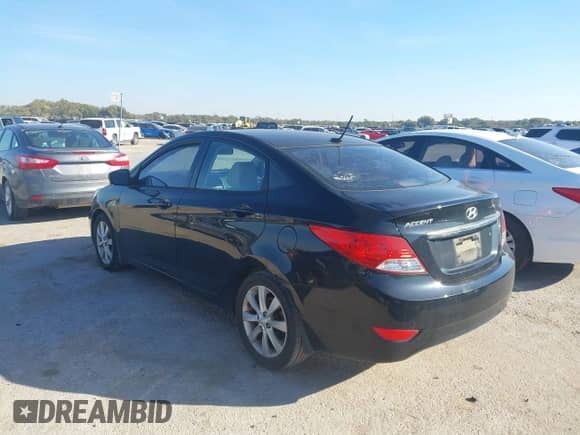 2013 Hyundai Accent GLS with VIN KMHCU4AE6DU458784, listed as a IAAI auction lot 43589038 with 110,190 mi miles and . Bid and sale history available at DreamBid. Image 3.