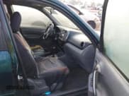 ✅ 2002 Toyota RAV4 • VIN: JTEGH20V920053101 • Lot: 43799614. Listed on IAAI with 274,761 mi. Free auction sales archive from the USA and detailed vehicle history report at DreamBid. Image 5.