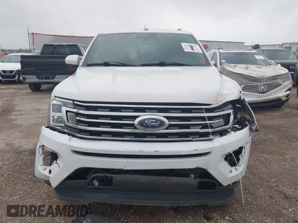 ✅ 2020 Ford Expedition XLT • VIN: 1FMJU1JT0LEA95282 • Lot: 42021691. Listed on IAAI with 60,163 mi. Free auction sales archive from the USA and detailed vehicle history report at DreamBid. Image 12.