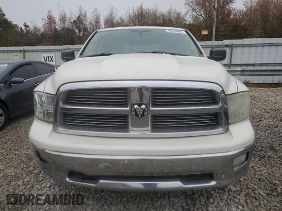✅ 2009 Dodge 1500 SLT • VIN: 1D3HB13T89S771968 • Lot: 83353894. Wystawiony na Copart z przebiegiem 205 380 mil. Bezpłatny archiwum sprzedaży aukcyjnych z USA i szczegółowy raport historii pojazdu na DreamBid. Zdjęcie 5.