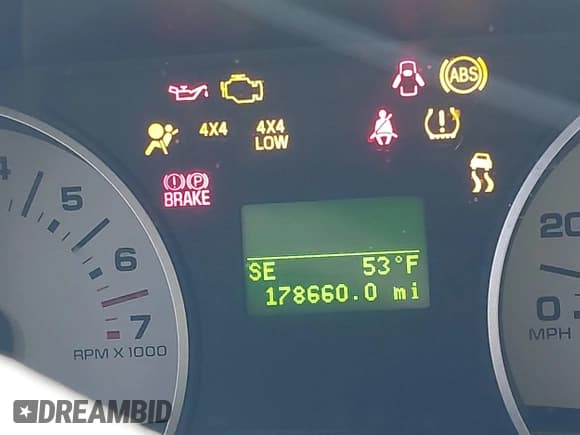 ✅ 2007 Ford Explorer Eddie Bauer • VIN: 1FMEU74EX7UB36790 • Lot: 42370176. Wystawiony na IAAI z przebiegiem 178 660 mil. Bezpłatny archiwum sprzedaży aukcyjnych z USA i szczegółowy raport historii pojazdu na DreamBid. Zdjęcie 14.