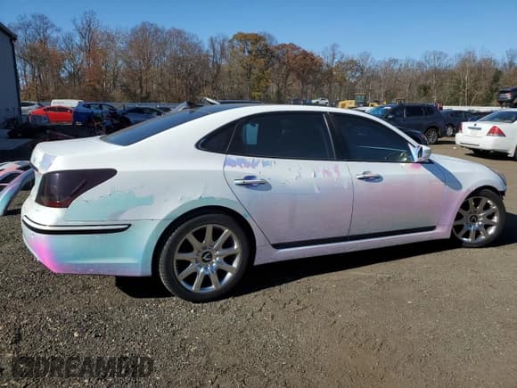 ✅ 2013 Hyundai Equus Signature • VIN: KMHGH4JH4DU065284 • Lot: 92319815. Wystawiony na Copart z przebiegiem 146 215 mil. Bezpłatny archiwum sprzedaży aukcyjnych z USA i szczegółowy raport historii pojazdu na DreamBid. Zdjęcie 3.