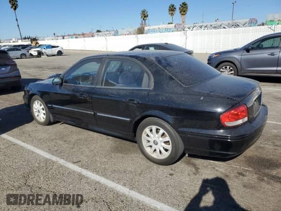 2002 Hyundai Sonata GLS с VIN KMHWF35H92A641858, выставлен на аукционе Copart как лот 80581244 с пробегом 124 020 миль миль и Чистый • Clean title. История ставок и продаж доступна на DreamBid. Изображение 2.