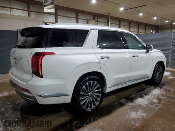 ✅ 2024 Hyundai Palisade Calligraphy • VIN: KM8R74GE0RU715499 • Лот: 83295344. Опубликован ранее на Copart с пробегом 22 720 миль. Бесплатный доступ к архиву аукционных продаж из США и подробный отчёт об истории автомобиля на DreamBid. Изображение 3.
