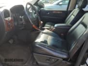 ✅ 2007 GMC Envoy Denali • VIN: 1GKET63MX72102049 • Lot: 67105245. Wystawiony na Copart z przebiegiem Nie podano. Bezpłatny archiwum sprzedaży aukcyjnych z USA i szczegółowy raport historii pojazdu na DreamBid. Zdjęcie 7.