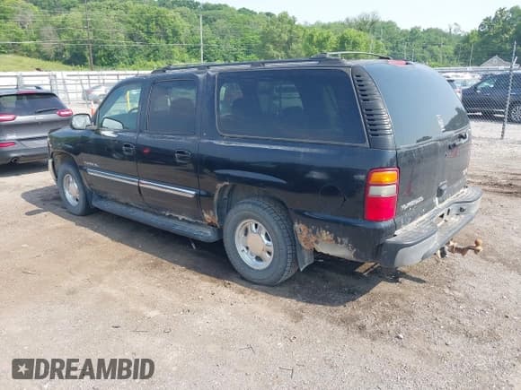 ✅ 2003 GMC Yukon XL SLT • VIN: 1GKFK16ZX3J222273 • Lot: 42388388. Wystawiony na IAAI z przebiegiem 232 982 mil. Bezpłatny archiwum sprzedaży aukcyjnych z USA i szczegółowy raport historii pojazdu na DreamBid. Zdjęcie 3.