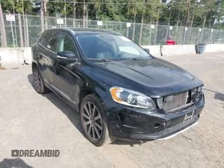 ✅ 2015 Volvo XC60 T5 Platinum • VIN: YV4612RM6F2659087 • Lot: 42572914. Wystawiony na IAAI z przebiegiem 43 820 mil. Bezpłatny archiwum sprzedaży aukcyjnych z USA i szczegółowy raport historii pojazdu na DreamBid. Zdjęcie 1.