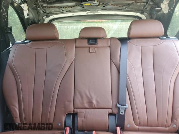 ✅ 2017 BMW X5 xDrive50i • VIN: 5UXKR6C31H0J85368 • Лот: 65891335. Опубликован ранее на Copart с пробегом 49 579 миль. Бесплатный доступ к архиву аукционных продаж из США и подробный отчёт об истории автомобиля на DreamBid. Изображение 10.