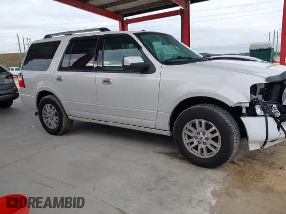 ✅ 2013 Ford Expedition Limited • VIN: 1FMJU1K54DEF53021 • Лот: 43811733. Опубликован ранее на IAAI с пробегом 107 859 миль. Бесплатный доступ к архиву аукционных продаж из США и подробный отчёт об истории автомобиля на DreamBid. Изображение 13.