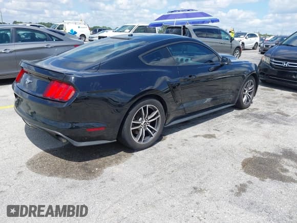 ✅ 2017 Ford Mustang EcoBoost Premium • VIN: 1FA6P8TH0H5328223 • Lot: 41956269. Listed on IAAI with 88,368 mi. Free auction sales archive from the USA and detailed vehicle history report at DreamBid. Image 4.