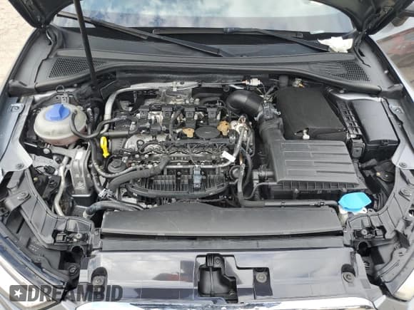 ✅ 2017 Audi A3 Premium • VIN: WAUAUGFF7H1040883 • Лот: 85934195. Опубликован ранее на Copart с пробегом 67 320 миль. Бесплатный доступ к архиву аукционных продаж из США и подробный отчёт об истории автомобиля на DreamBid. Изображение 11.