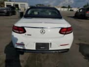 ✅ 2019 Mercedes-Benz C 300 • VIN: WDDWK8DB4KF792402 • Lot: 48070115. Wystawiony na Copart z przebiegiem 45 648 mil. Bezpłatny archiwum sprzedaży aukcyjnych z USA i szczegółowy raport historii pojazdu na DreamBid. Zdjęcie 6.