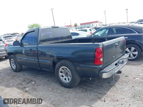 2004 Chevrolet Silverado 1500 z VIN 1GCEC14T24Z201973, wystawiony jako IAAI lot #41975574 z przebiegiem 127 796 mil mil oraz . Historia ofert i sprzedaży dostępna na DreamBid. Obrazek 14.