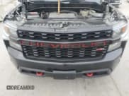 ✅ 2019 Chevrolet Silverado 1500 Custom Trail Boss • VIN: 3GCPYCEF8KG176685 • Lot: 80269674. Wystawiony na Copart z przebiegiem 101 585 mil. Bezpłatny archiwum sprzedaży aukcyjnych z USA i szczegółowy raport historii pojazdu na DreamBid. Zdjęcie 11.