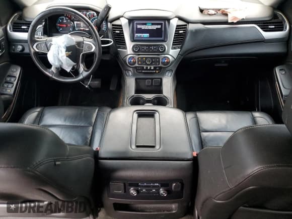 ✅ 2015 Chevrolet Suburban LT • VIN: 1GNSCJKC8FR530886 • Lot: 73063234. Wystawiony na Copart z przebiegiem 148 431 mil. Bezpłatny archiwum sprzedaży aukcyjnych z USA i szczegółowy raport historii pojazdu na DreamBid. Zdjęcie 8.