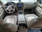 ✅ 2004 Ford Explorer Eddie Bauer • VIN: 1FMDU74W64UB74730 • Lot: 58534535. Wystawiony na Copart z przebiegiem 167 112 mil. Bezpłatny archiwum sprzedaży aukcyjnych z USA i szczegółowy raport historii pojazdu na DreamBid. Zdjęcie 8.