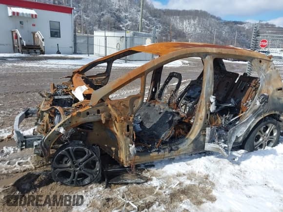 ✅ 2021 Chevrolet Bolt EV LT • VIN: 1G1FY6S01M4111814 • Lot: 40390435. Wystawiony na IAAI z przebiegiem 87 mil. Bezpłatny archiwum sprzedaży aukcyjnych z USA i szczegółowy raport historii pojazdu na DreamBid. Zdjęcie 6.