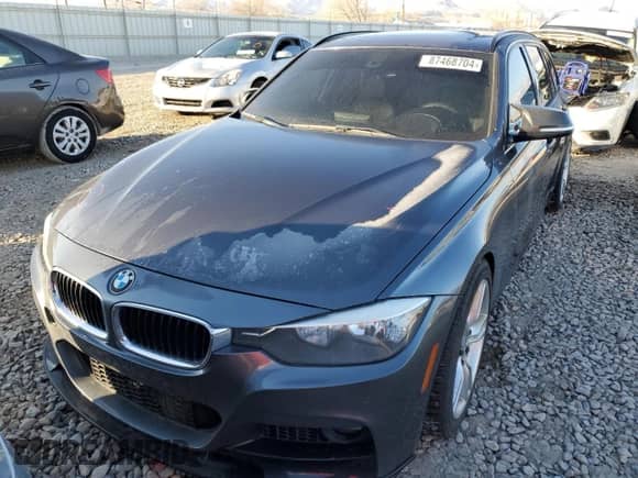 2015 BMW 3 Series 328d xDrive z VIN WBA3K5C50FK301180, wystawiony jako Copart lot #87468704 z przebiegiem Nie podano mil oraz Szkoda całkowita • Salvage title. Historia ofert i sprzedaży dostępna na DreamBid. Obrazek 5.