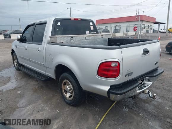 ✅ 2002 Ford F-150 XLT • VIN: 1FTRW07L52KB36296 • Lot: 43655860. Listed on IAAI with 262,218 mi. Free auction sales archive from the USA and detailed vehicle history report at DreamBid. Image 3.