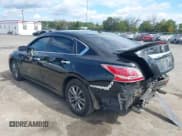 ✅ 2015 Nissan Altima S • VIN: 1N4AL3AP6FC470393 • Lot: 43307257. Wystawiony na IAAI z przebiegiem 210 534 mil. Bezpłatny archiwum sprzedaży aukcyjnych z USA i szczegółowy raport historii pojazdu na DreamBid. Zdjęcie 3.
