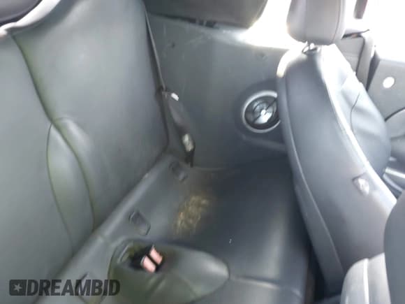 ✅ 2007 MINI Convertible S • VIN: WMWRH33557TJ44349 • Lot: 42799773. Listed on IAAI with 92,482 mi. Free auction sales archive from the USA and detailed vehicle history report at DreamBid. Image 8.