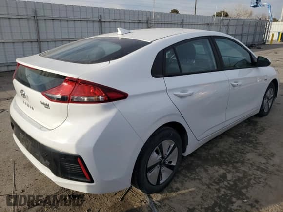 ✅ 2019 Hyundai Ioniq Blue • VIN: KMHC65LC9KU175045 • Lot: 43922635. Wystawiony na Copart z przebiegiem 13 836 mil. Bezpłatny archiwum sprzedaży aukcyjnych z USA i szczegółowy raport historii pojazdu na DreamBid. Zdjęcie 3.