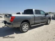 ✅ 2017 Nissan Titan SV • VIN: 1N6AA1F25HN556025 • Лот: 50098995. Опубликован ранее на Copart с пробегом 161 927 миль. Бесплатный доступ к архиву аукционных продаж из США и подробный отчёт об истории автомобиля на DreamBid. Изображение 3.