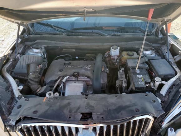 ✅ 2016 Buick Envision Premium I • VIN: LRBFXESX4GD235354 • Lot: 81061305. Listed on Copart with 141,990 mi. Free auction sales archive from the USA and detailed vehicle history report at DreamBid. Image 12.