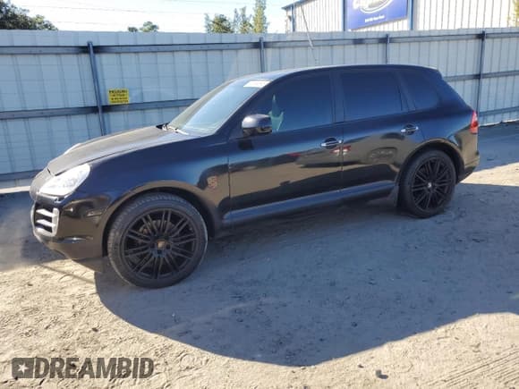 ✅ 2009 Porsche Cayenne S • VIN: WP1AB29P19LA42391 • Лот: 90924895. Опубликован ранее на Copart с пробегом 166 474 миль. Бесплатный доступ к архиву аукционных продаж из США и подробный отчёт об истории автомобиля на DreamBid. Изображение 1.
