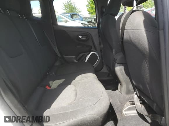 ✅ 2018 Jeep Renegade Sport • VIN: ZACCJBAB7JPH15195 • Lot: 58906814. Wystawiony na Copart z przebiegiem 113 908 mil. Bezpłatny archiwum sprzedaży aukcyjnych z USA i szczegółowy raport historii pojazdu na DreamBid. Zdjęcie 12.