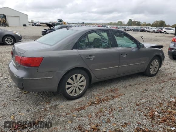 ✅ 2010 Hyundai Sonata Limited • VIN: 5NPEU4AF9AH603151 • Лот: 76024344. Опубликован ранее на Copart с пробегом 120 413 миль. Бесплатный доступ к архиву аукционных продаж из США и подробный отчёт об истории автомобиля на DreamBid. Изображение 3.