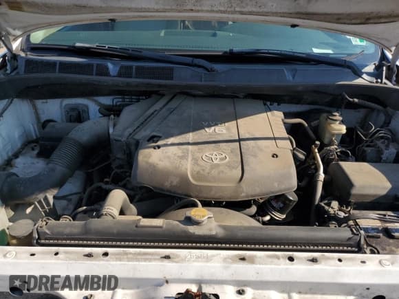 ✅ 2007 Toyota Tundra SR5 • VIN: 5TFRU54107X005230 • Лот: 70182895. Опубликован ранее на Copart с пробегом 311 118 миль. Бесплатный доступ к архиву аукционных продаж из США и подробный отчёт об истории автомобиля на DreamBid. Изображение 11.