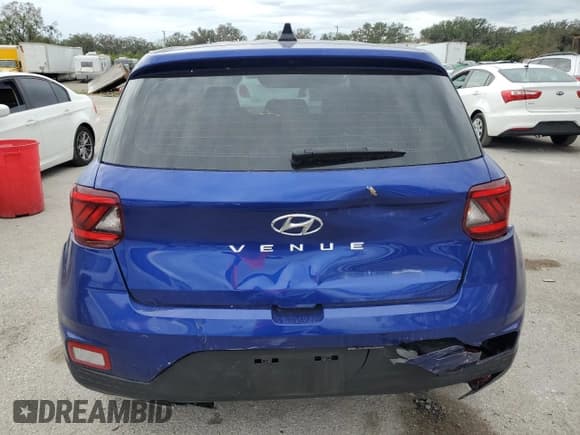 ✅ 2021 Hyundai Venue SE • VIN: KMHRB8A35MU118855 • Lot: 82691654. Listed on Copart with 8,130 mi. Free auction sales archive from the USA and detailed vehicle history report at DreamBid. Image 6.