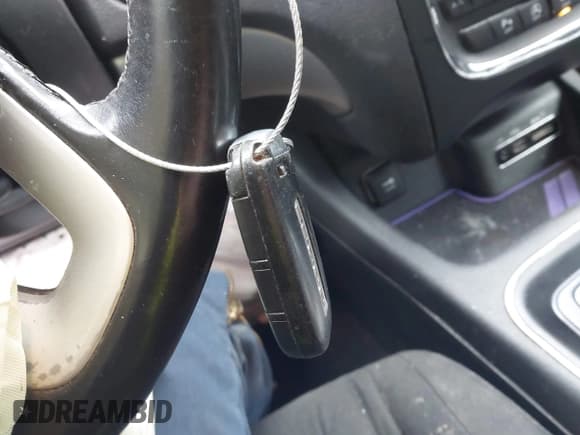 ✅ 2017 Dodge Durango SXT • VIN: 1C4RDJAG8HC648113 • Lot: 43648723. Wystawiony na IAAI z przebiegiem 214 705 mil. Bezpłatny archiwum sprzedaży aukcyjnych z USA i szczegółowy raport historii pojazdu na DreamBid. Zdjęcie 11.