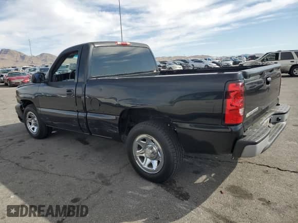 2005 Chevrolet Silverado 1500 Work Truck с VIN 1GCEC14X45Z290157, выставлен на аукционе Copart как лот 49680725 с пробегом 154 298 миль миль и Списание • Salvage title. История ставок и продаж доступна на DreamBid. Изображение 2.
