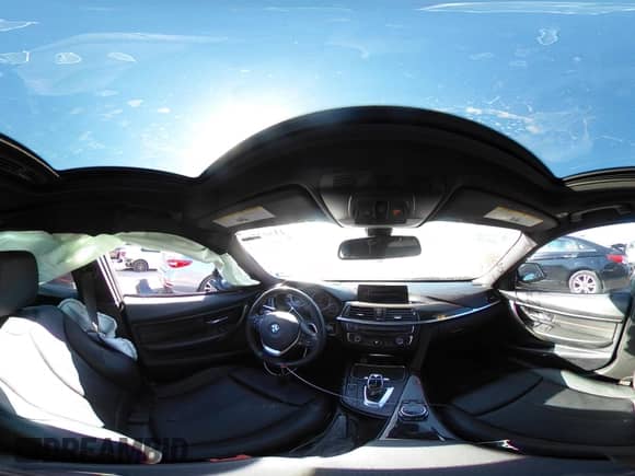 2014 BMW 3 Series 328i с VIN WBA3C1C5XEK115036, выставлен на аукционе IAAI как лот 43502740 с пробегом 161 486 миль миль и . История ставок и продаж доступна на DreamBid. Изображение 18.