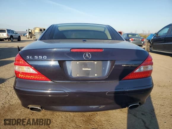 ✅ 2007 Mercedes-Benz SL 550 • VIN: WDBSK71FX7F134907 • Lot: 51100175. Listed on Copart with 133,355 mi. Free auction sales archive from the USA and detailed vehicle history report at DreamBid. Image 6.
